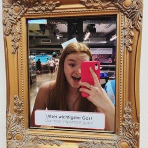 Meet your Posher, Cameron